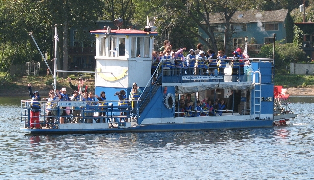 SPLASH Delaware River Floating Classroom volunteer opportunities